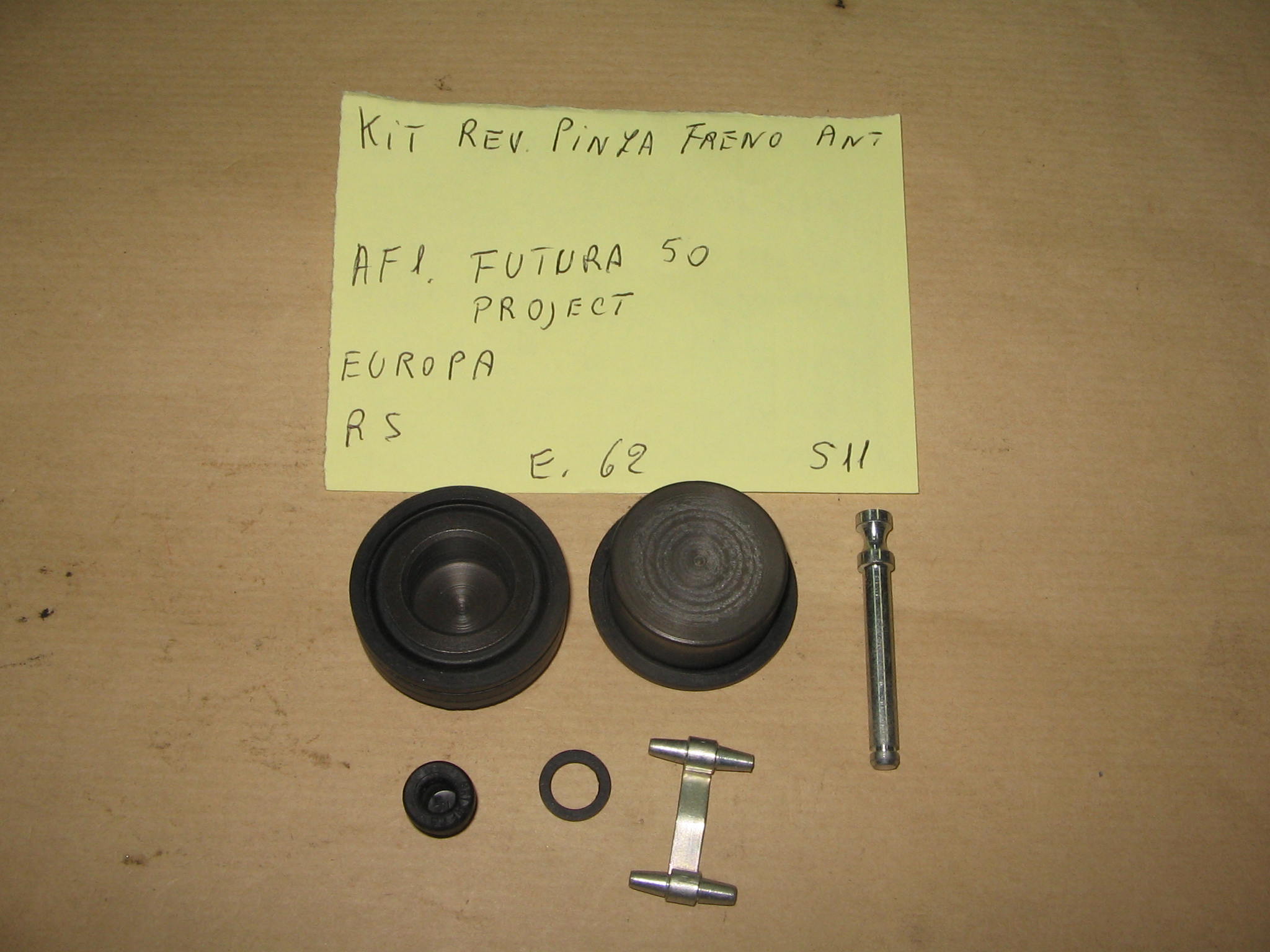 KIT REVISIONE PINZA FRENO ANTERIORE N. 22082
